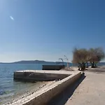Apartment Apartments By The Sea Brodarica, Sibenik - 5736 Brodarica (Sibenik-Knin)