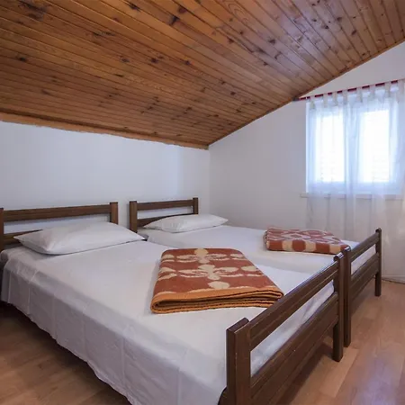 Apartments By The Sea Brodarica, Sibenik - 5736 Apartman Brodarica (Sibenik-Knin)