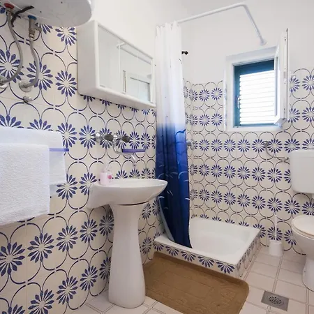 Apartments By The Sea Brodarica, Sibenik - 5736 Brodarica (Sibenik-Knin)