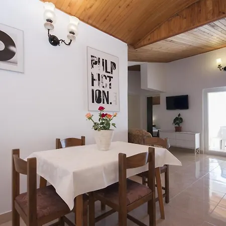 Apartments By The Sea Brodarica, Sibenik - 5736 Brodarica (Sibenik-Knin)