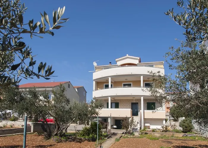 Apartman Apartments By The Sea Brodarica, Sibenik - 5736 Brodarica (Sibenik-Knin)