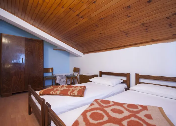 Apartman Apartments By The Sea Brodarica, Sibenik - 5736 *